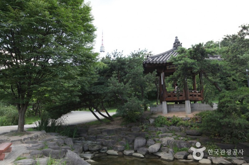 南山谷韓屋村