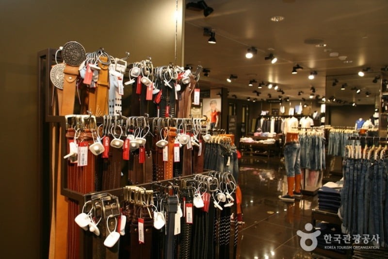 SPAO明洞店