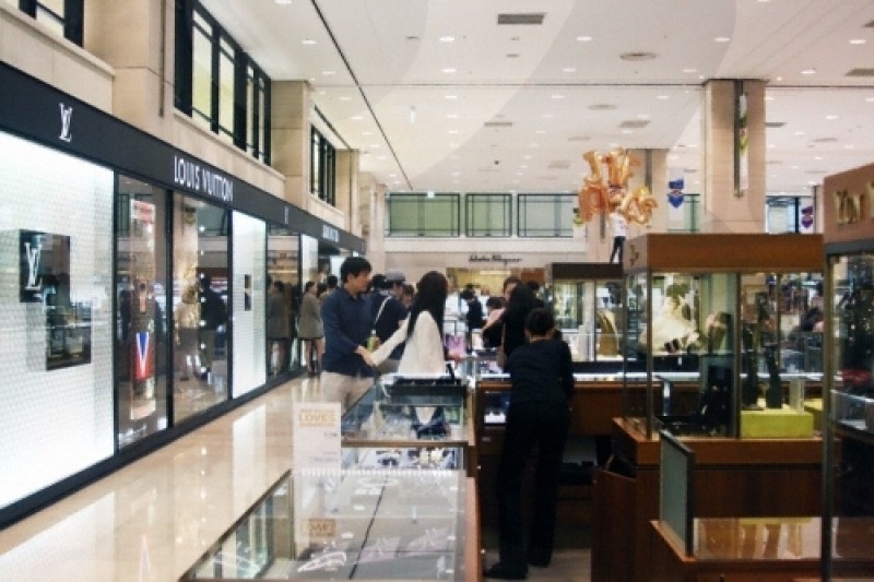 新世界百貨公司江南店