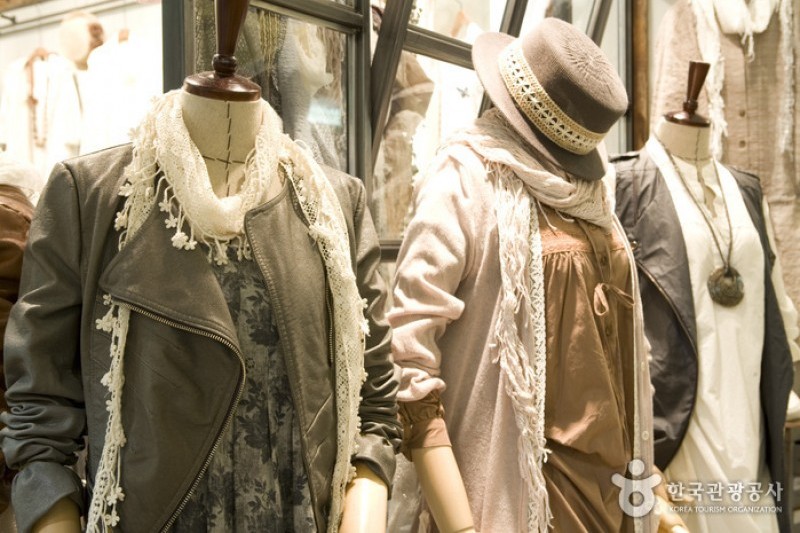 Fashion Mall U:US (8/16)