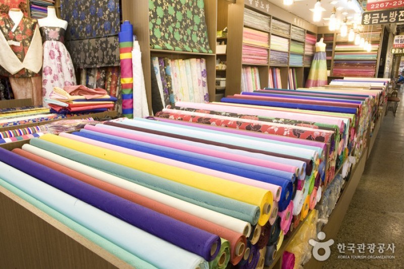 廣藏市場韓服專賣店