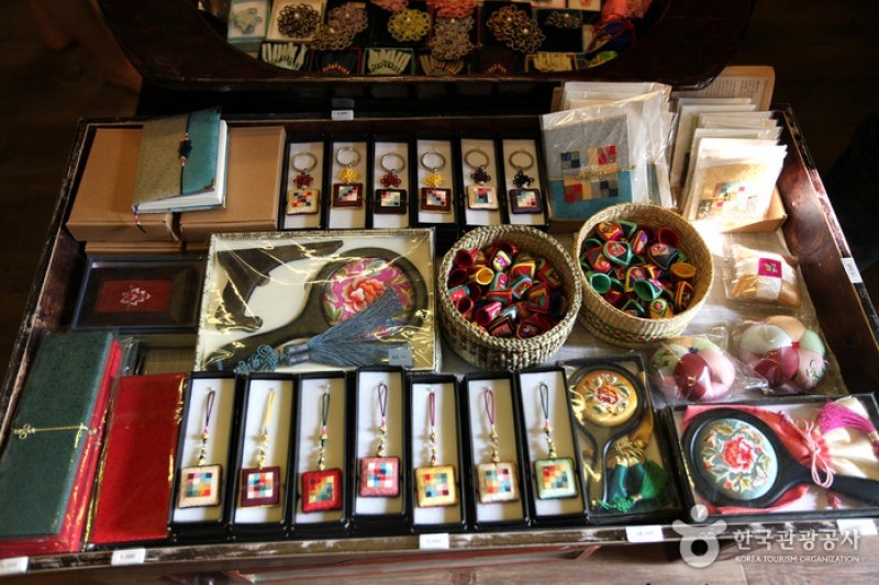 東琳繩結博物館 (1/12)