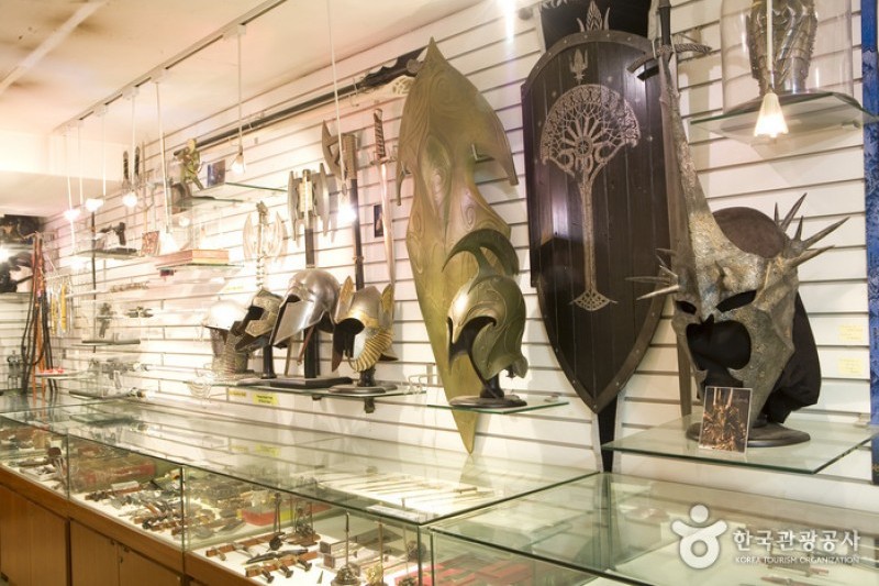 刀劍展示館 