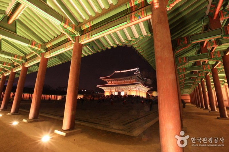 昌德宮月光之旅 (Moonlight tour)