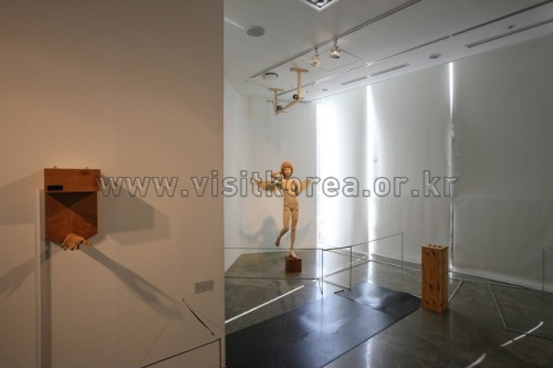奇思妙想美術館(상상톡톡 미술관)