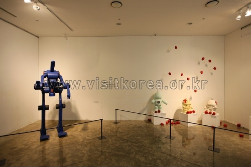 奇思妙想美術館(상상톡톡 미술관)