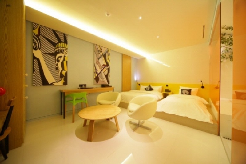 Hotel The Designers三成店