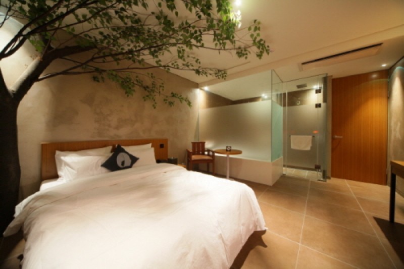 Hotel The Designers三成店