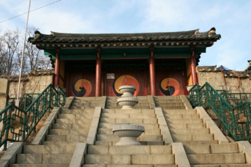 陽川鄉校