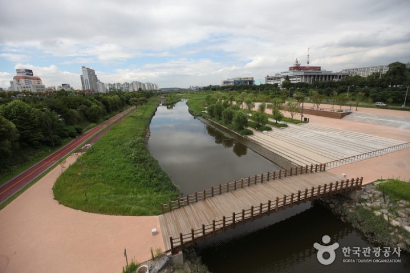 汝矣島河口生態公園(여의도샛강생태공원)