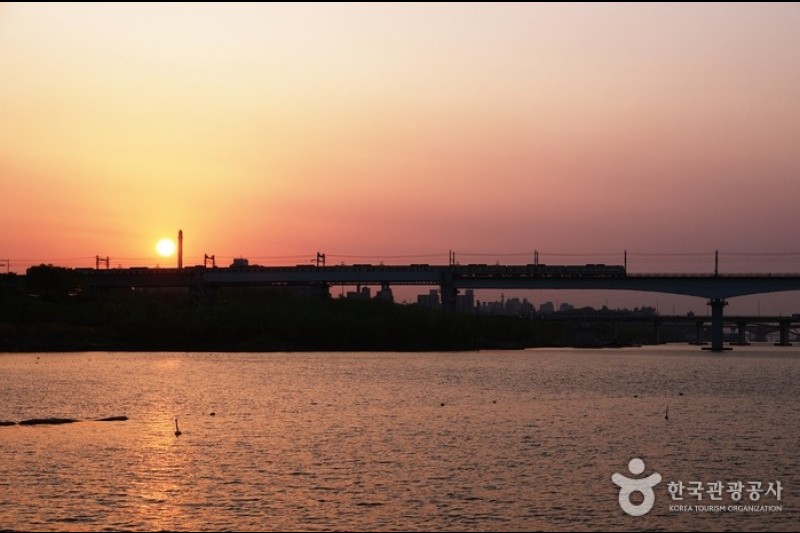 汝矣島河口生態公園(여의도샛강생태공원)