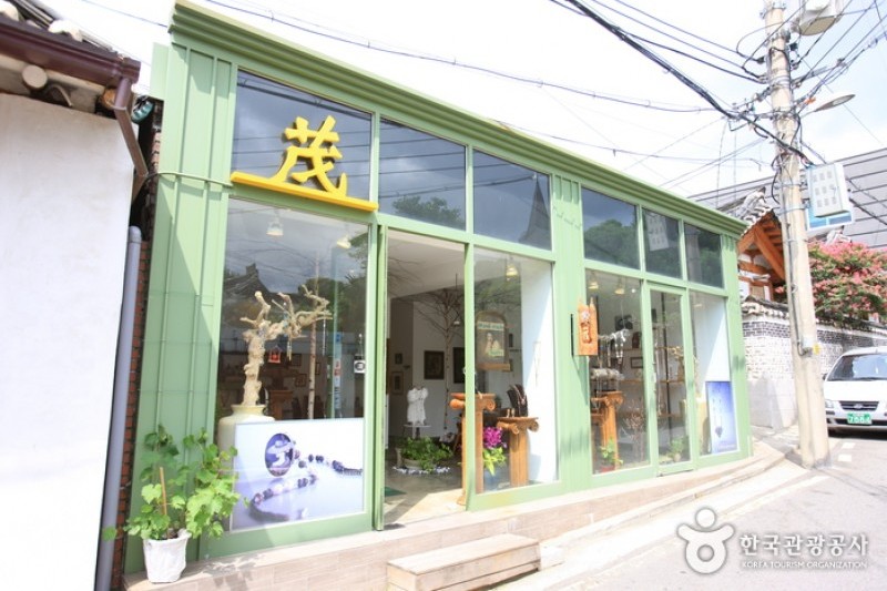 Art Shop茂 