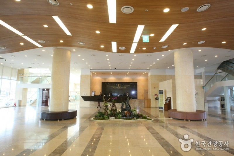 Harbor Park飯店