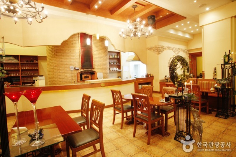 卡裡斯酒店