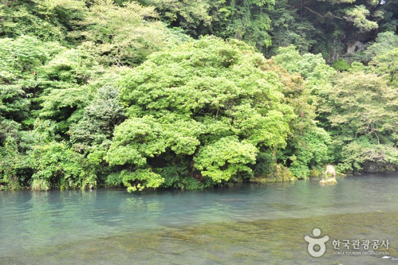 天地淵瀑布