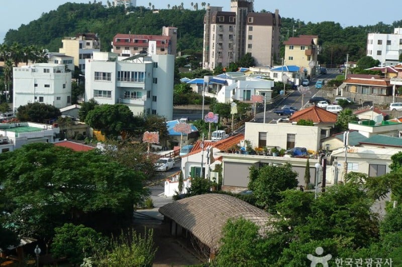李仲燮美術館
