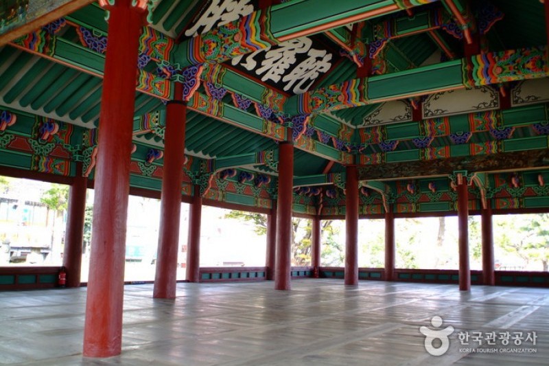 觀德亭(濟州)