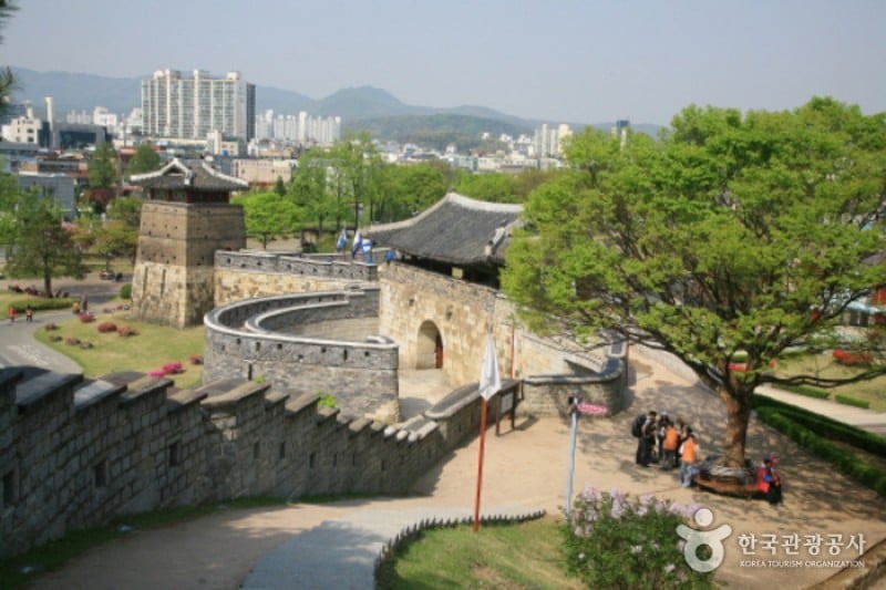 水原華城[UNESCO世界文化遺產]