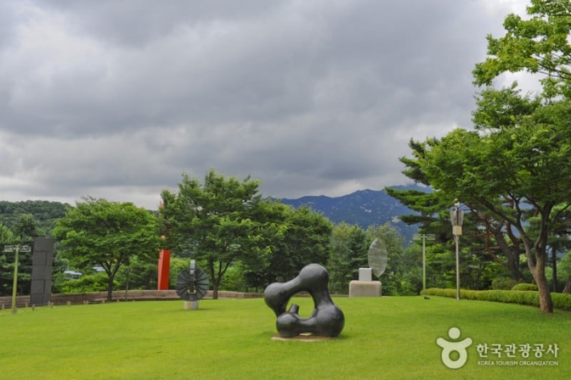 國立現代美術館(果川館)