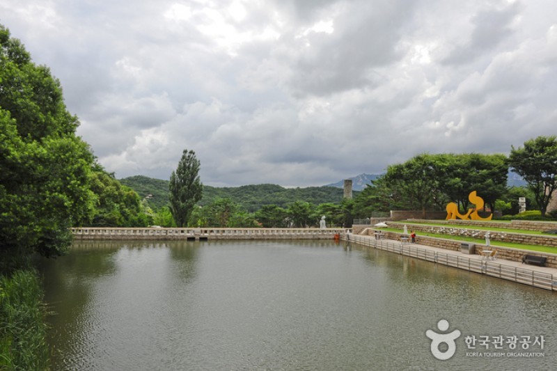 國立現代美術館(果川館)