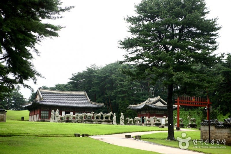 南楊州洪陵、裕陵 [UNESCO世界文化遺產]