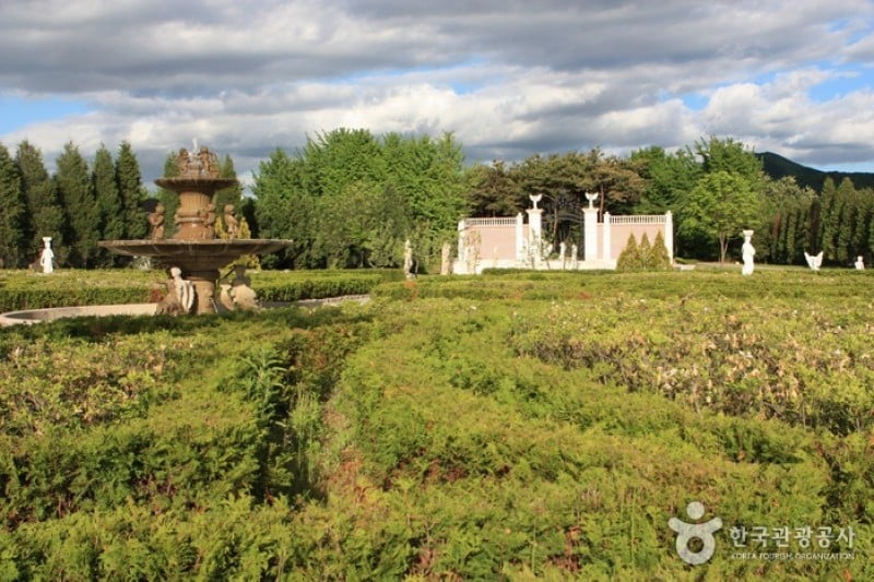 碧草池文化樹木園