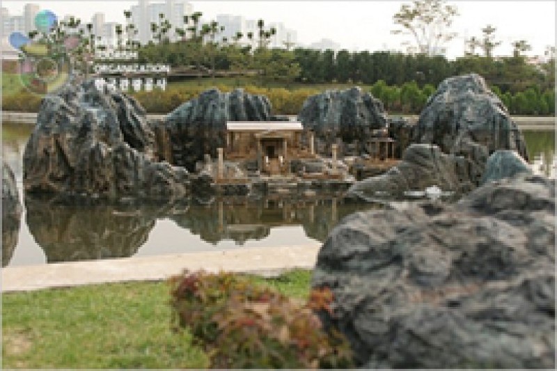 Aiins World (10/15)