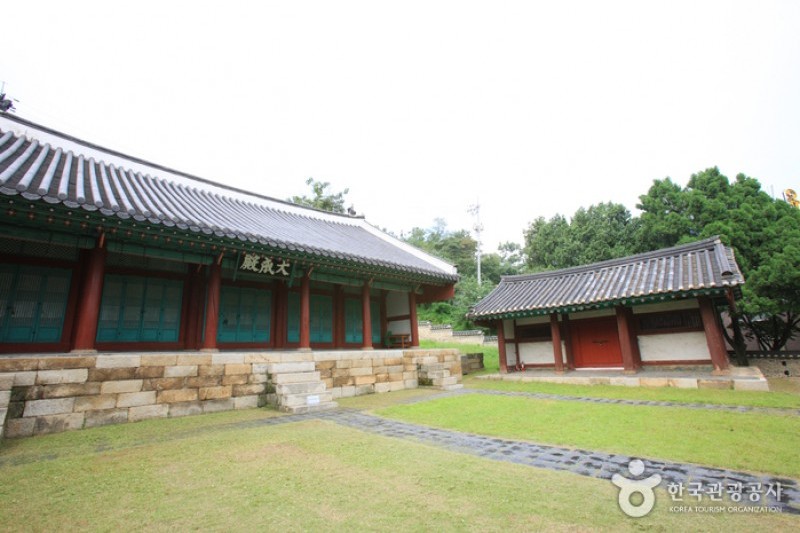 水原鄕校