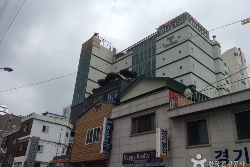 世界觀光酒店 (1/1)
