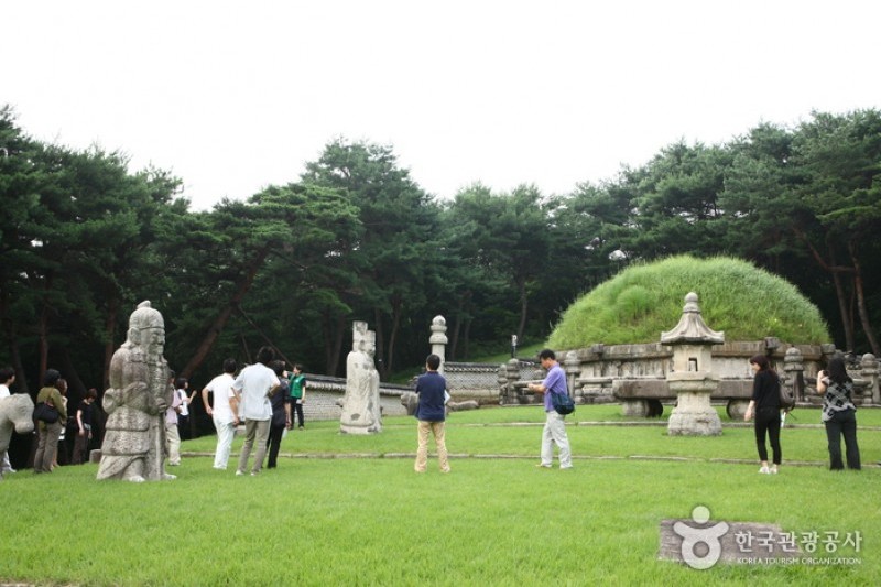 九里東九陵 [UNESCO世界文化遺產]