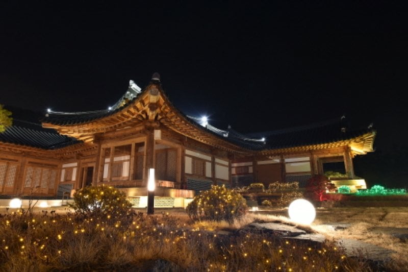 一山韓屋村靖窩燈節