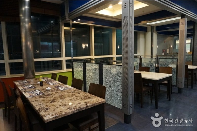 Oase自助餐廳 (6/11)