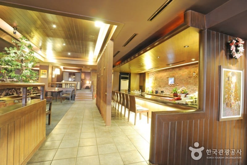 Utopia觀光飯店