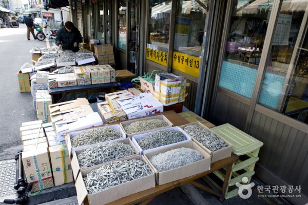 乾魚貨市場