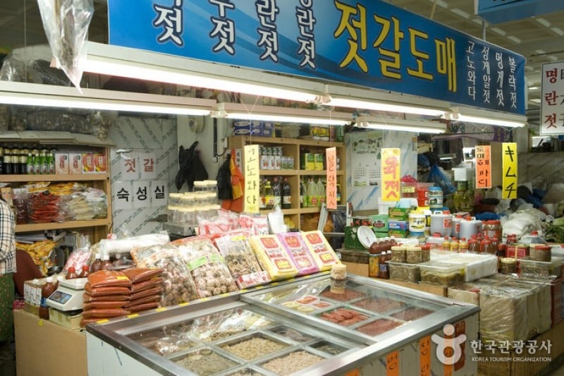 札嘎其市場食品部
