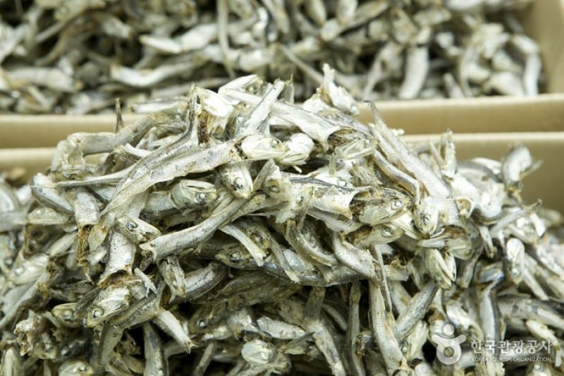 札嘎其市場乾魚貨部