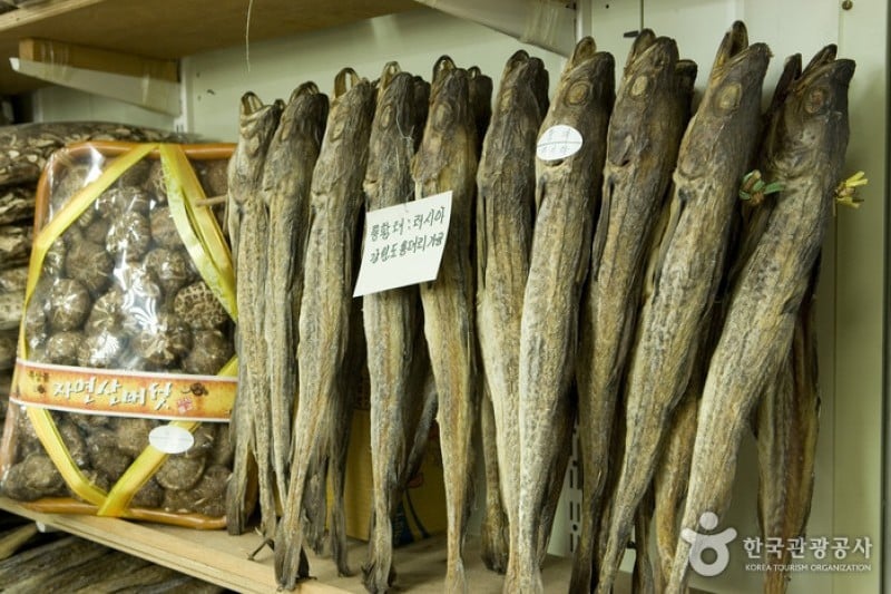 札嘎其市場乾魚貨部