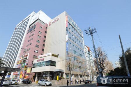 廣場觀光酒店
