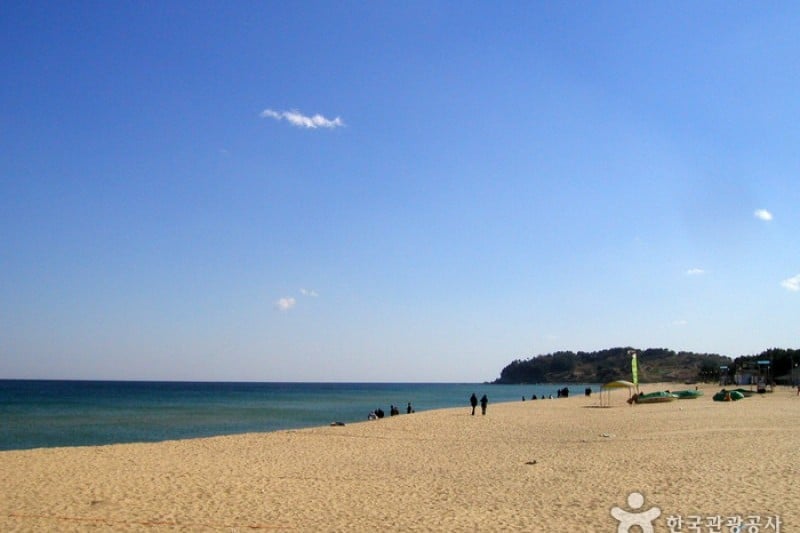 束草海邊