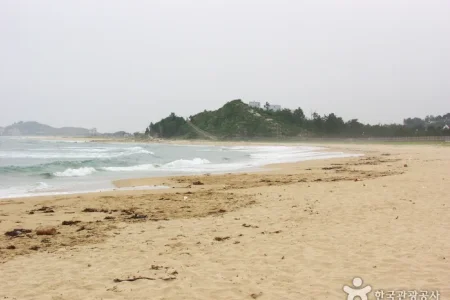 烽燧台海邊