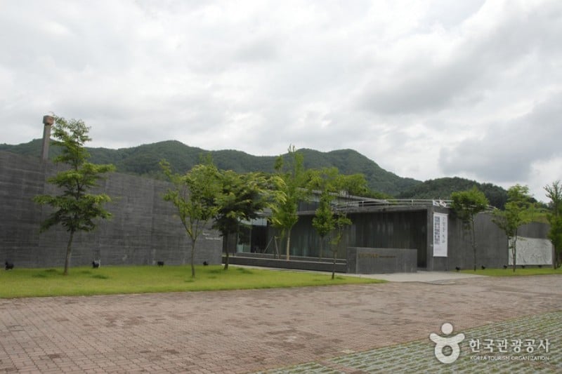 楊口白瓷博物館 (1/4)