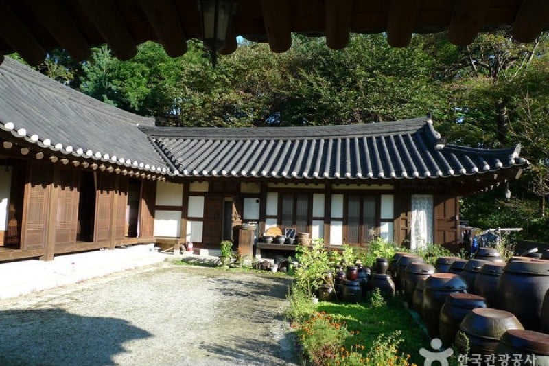 江陵船橋莊