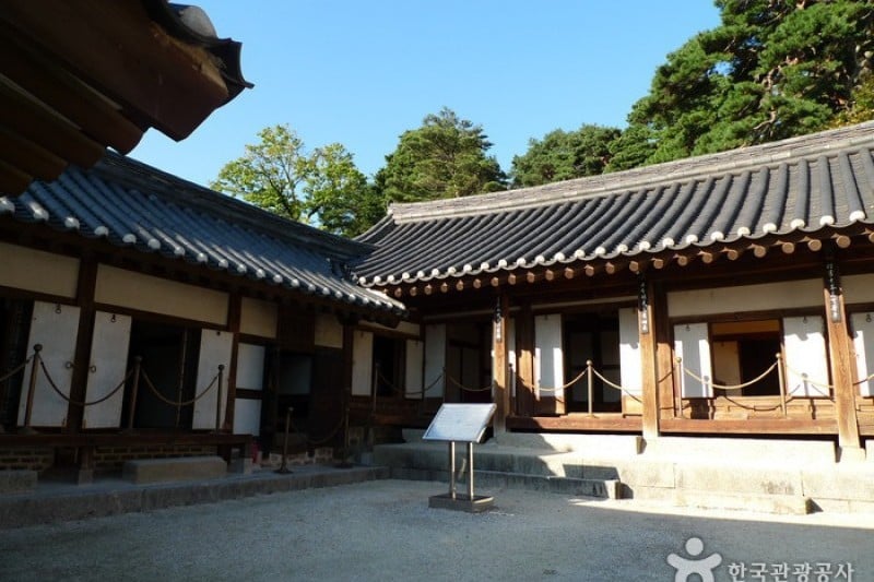 江陵船橋莊