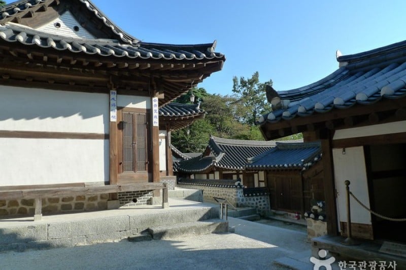 江陵船橋莊