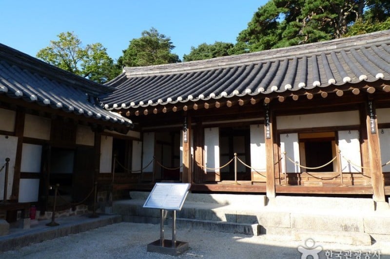江陵船橋莊