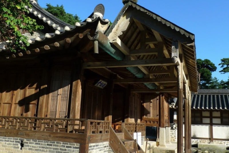 江陵船橋莊