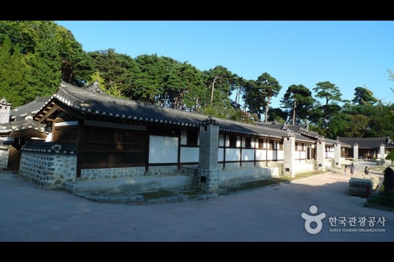 江陵船橋莊