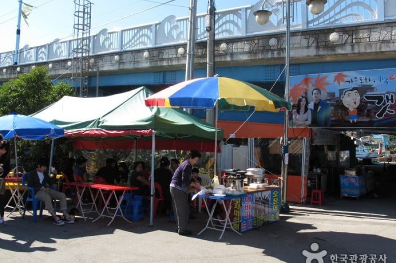 束草阿爸村