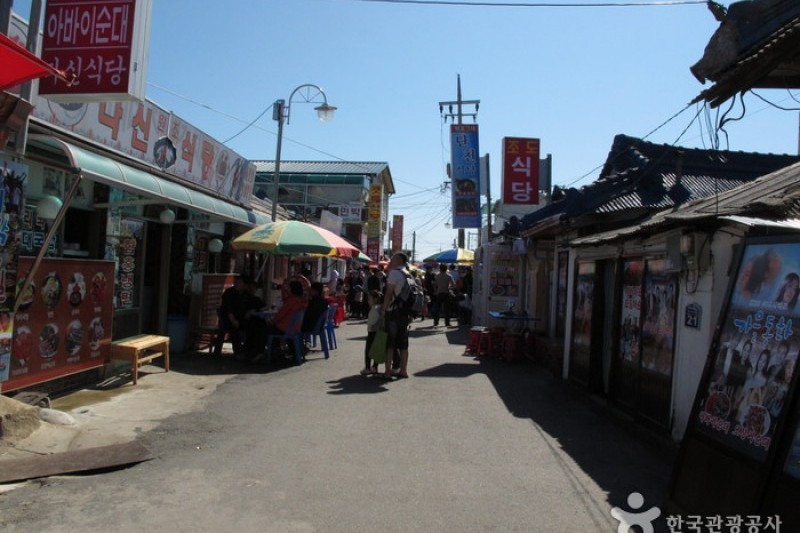 束草阿爸村