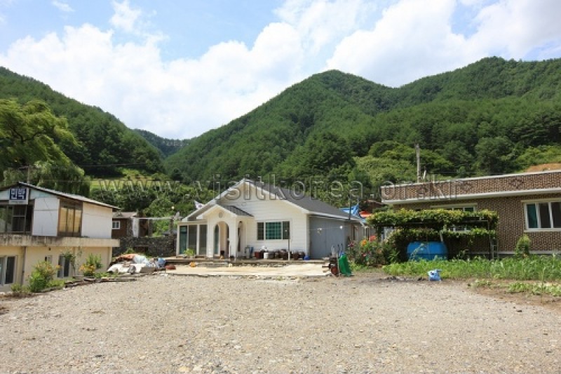 三陟德豐溪谷村